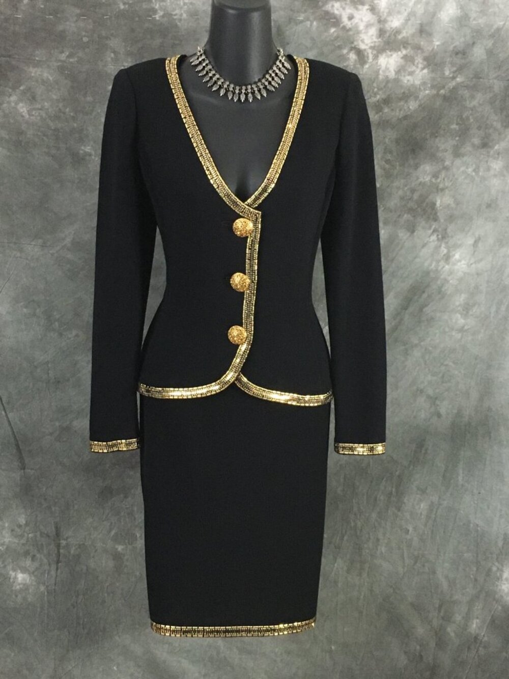 BEAUTIFUL St John evening knit black gold rhinestones embellished skirt suit 6 - Picture 3 of 10